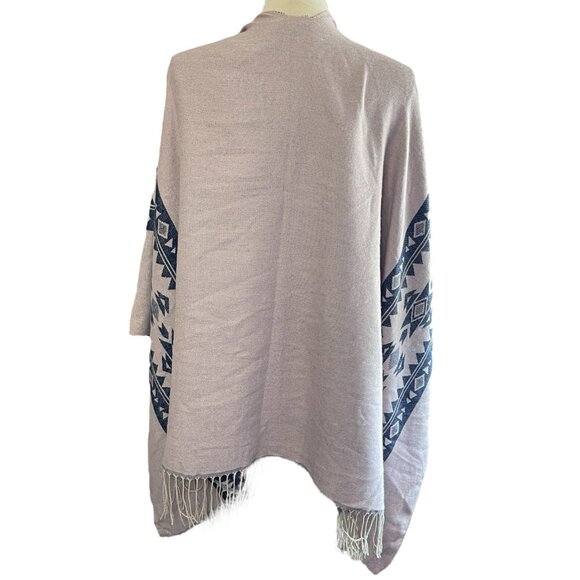 UNBRANDED Lightweight Soft & Cozy Aztec Print Poncho Wrap, O/S - Picture 4 of 8